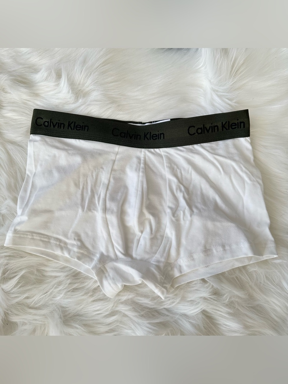 New Calvin Klein Men’s White Trunk Underwear with Green Waistband | Size Small